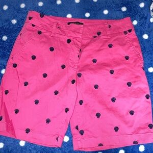 British Khaki - bright pink shorts w/ clam shells embroidered in navy -Size 4